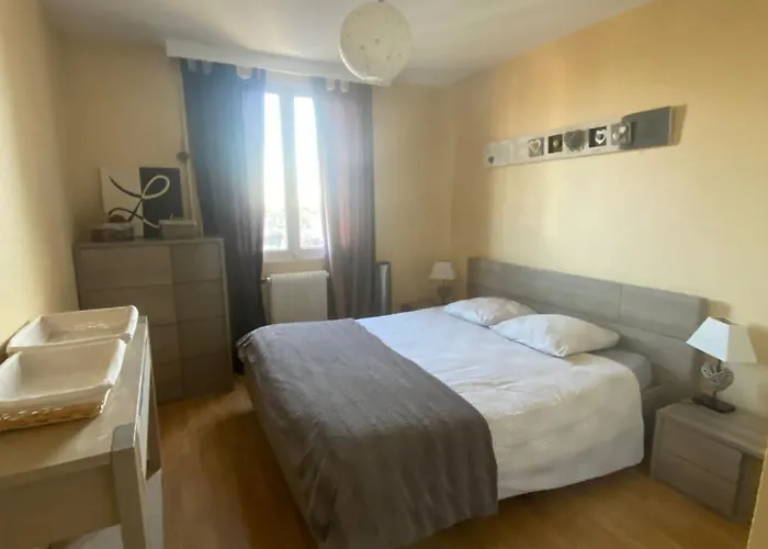 Appt Entier Proche *centre *gare Appartement Sainte-Savine